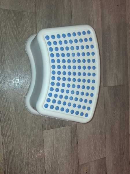 IKEA FORSIKTIGT child stool