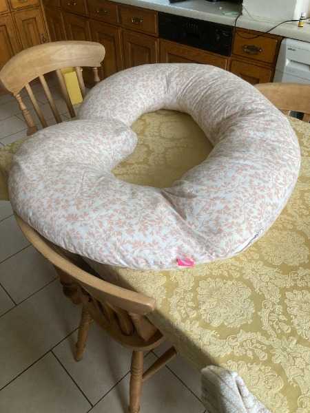 Pregnancy Pillow