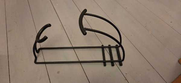 Black Metal Wine Bottle Holder/Rack