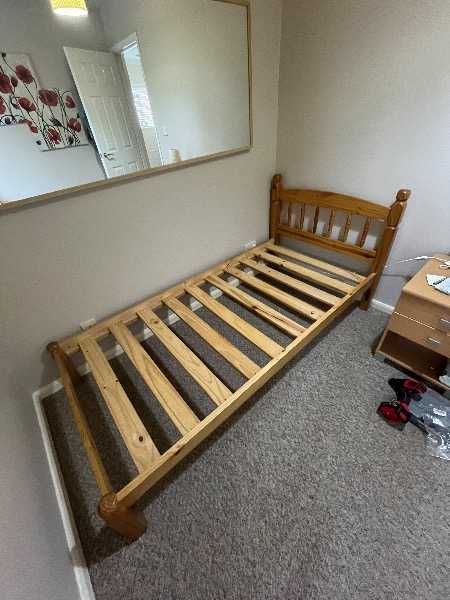 Single bed frame