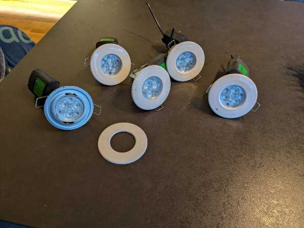 LED Downlights x 5
