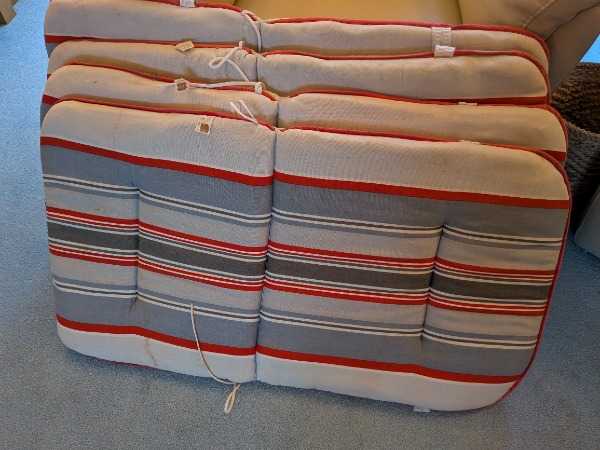 GARDEN SEAT COVERS