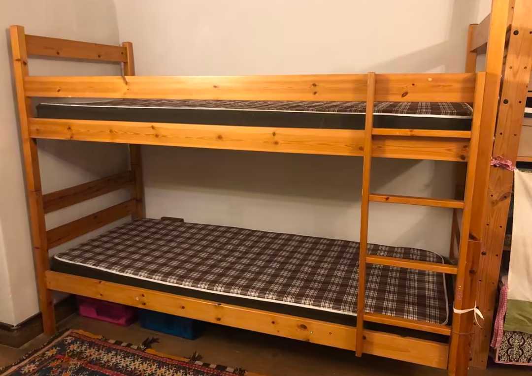 Pine Bunk Bed