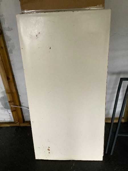 3 IKEA table tops and legs