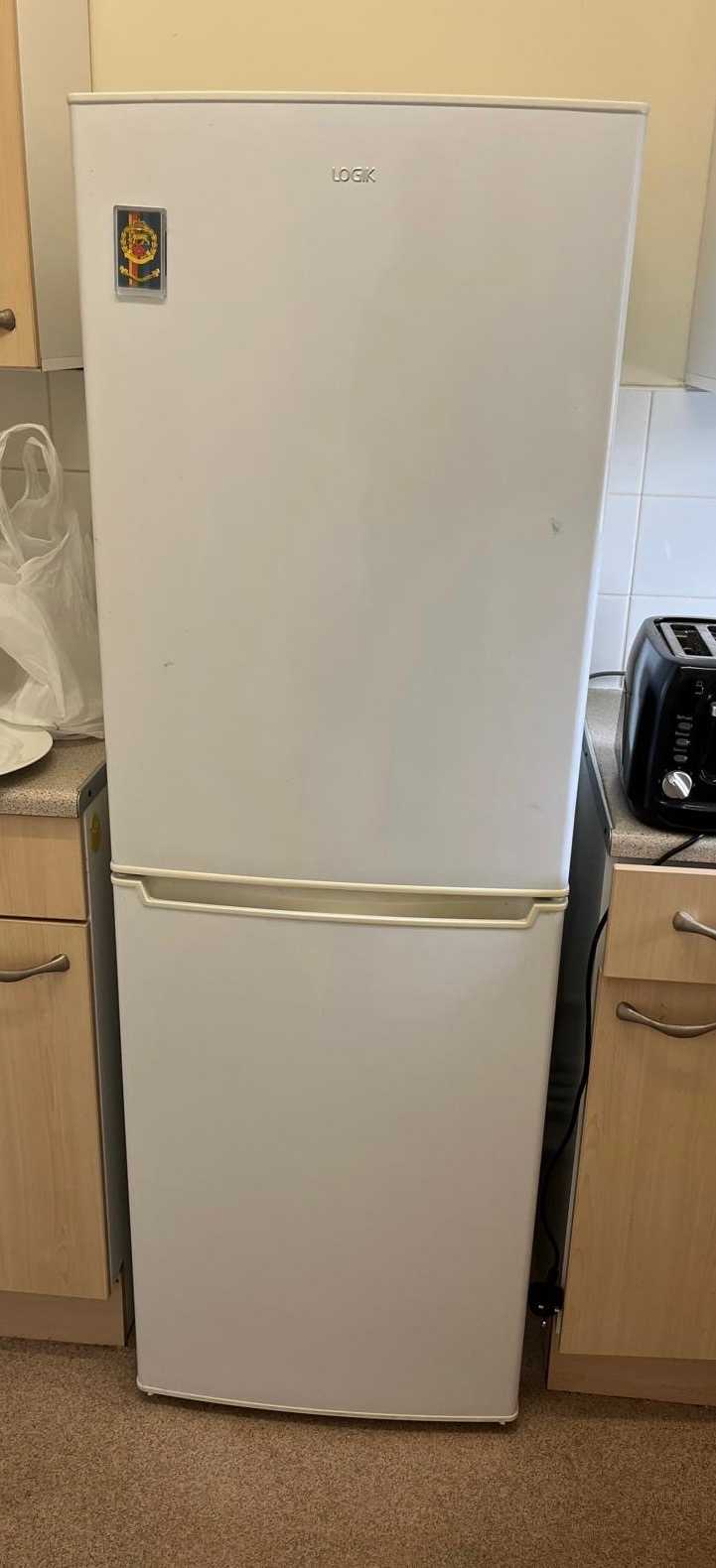 Fridge freezer