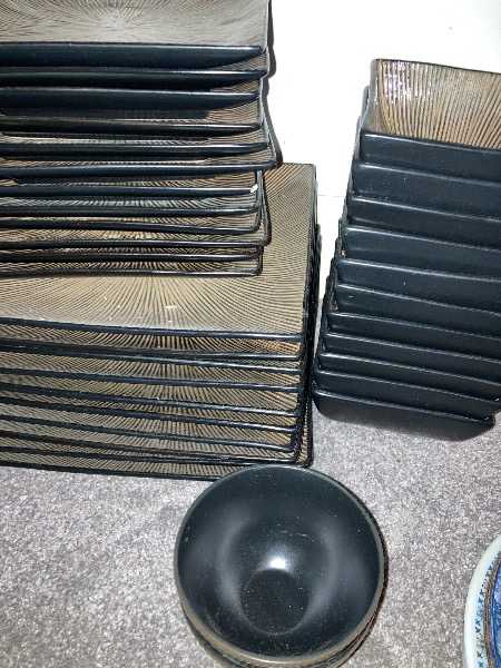 Plates and bowls